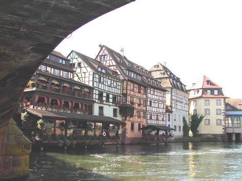 Strasbourg - Les Quais - Photo Bertheville - Gite en Alsace
